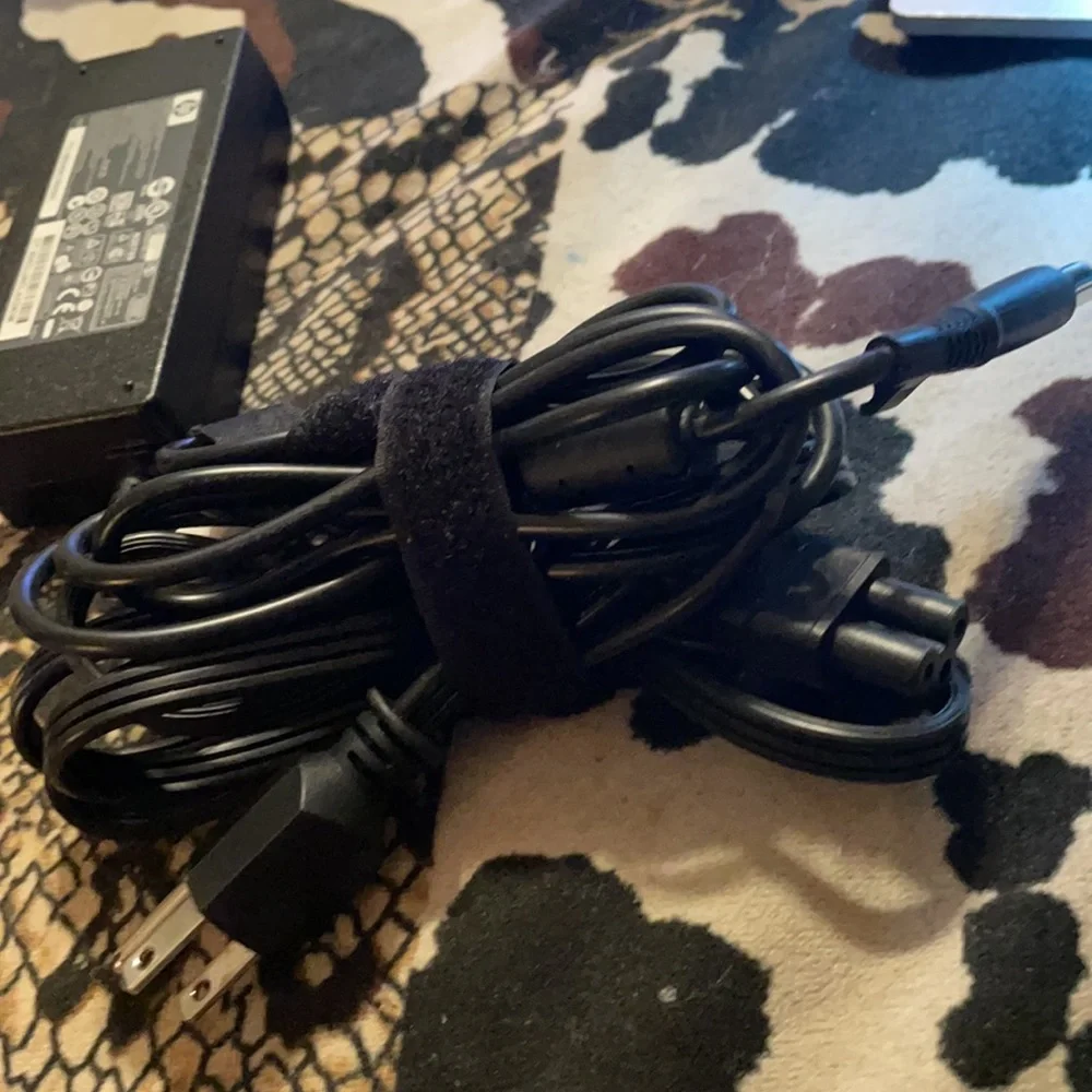 HP AC Adapter PPP012H-S